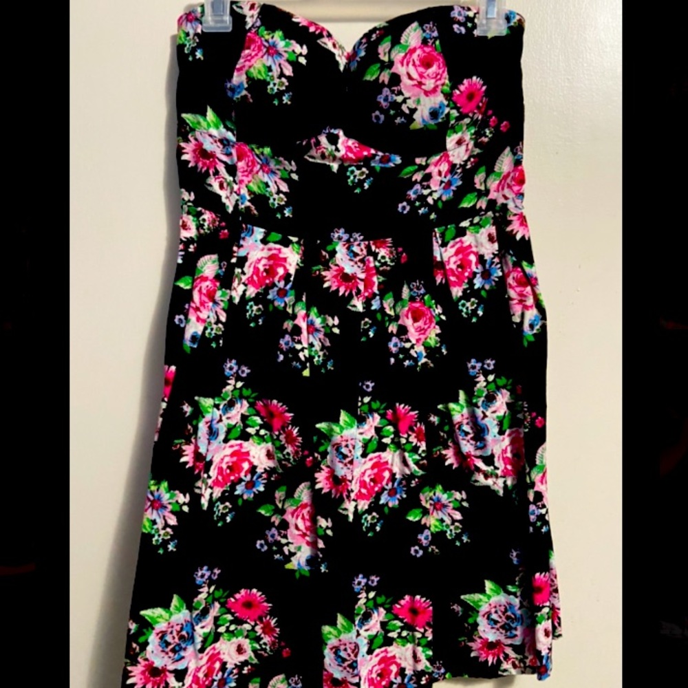 Short sun dress